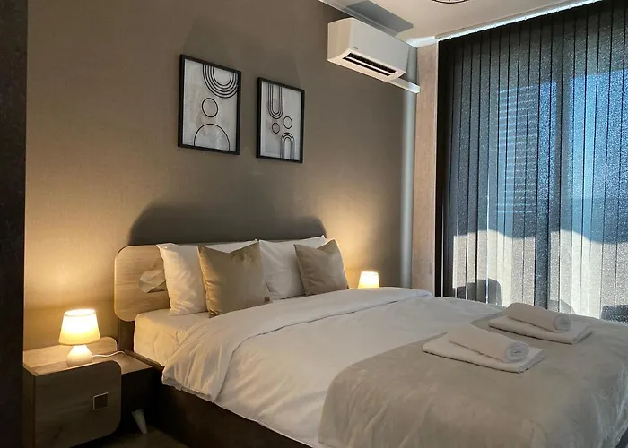 Private For 4 Guests And Parking *