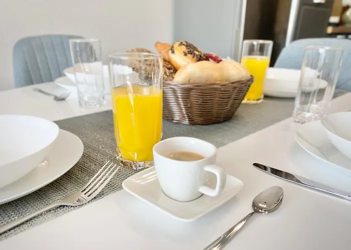 Private For 4 Guests And Parking