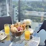 Private For 4 Guests And Parking Апартаменты