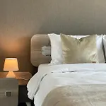 Private For 4 Guests And Parking *