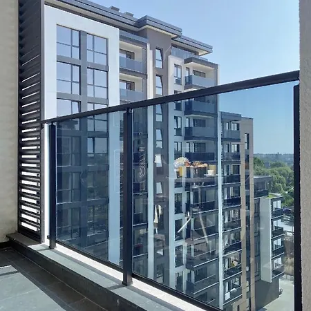 Private For 4 Guests And Parking شقة بلوفديف