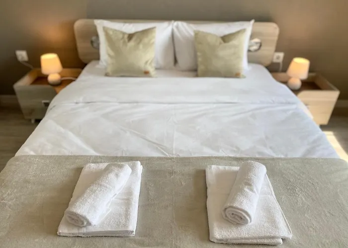 Private For 4 Guests And Parking *