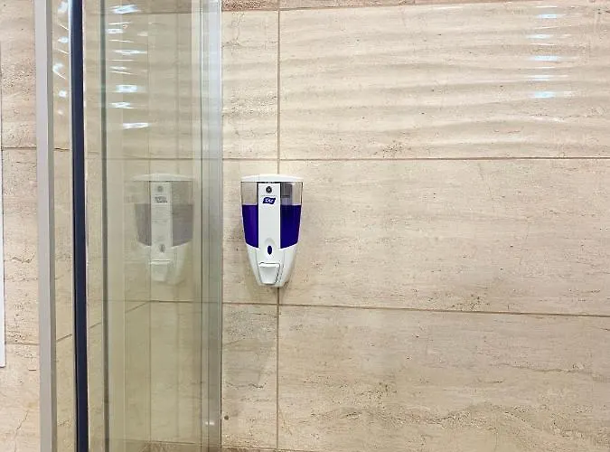 Private For 4 Guests And Parking *